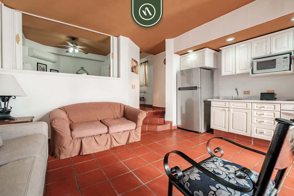 One Beach Street 405 B