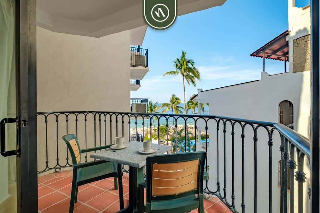 One Beach Street 405 B
