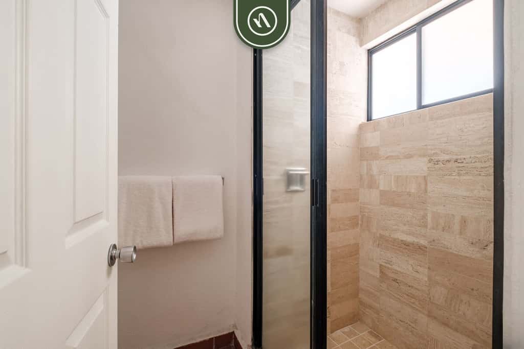 One Beach Street 405 B
