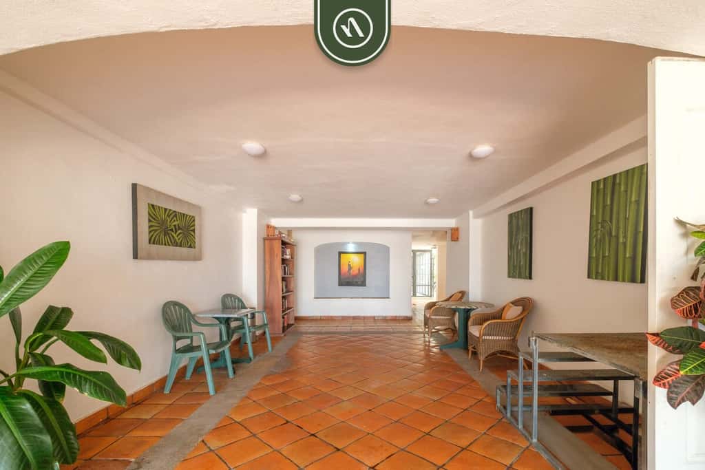 One Beach Street 405 B
