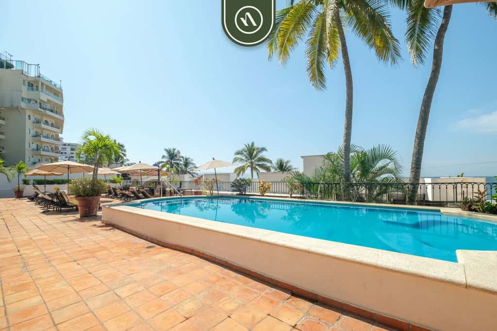 One Beach Street 506 B