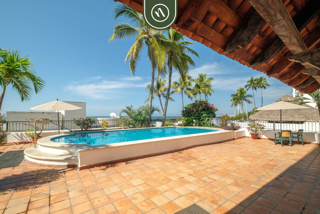 One Beach Street 306 B