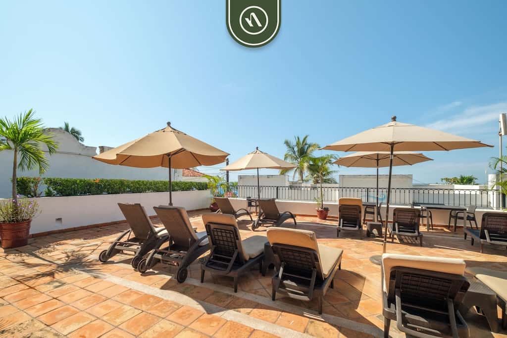 One Beach Street 306 B