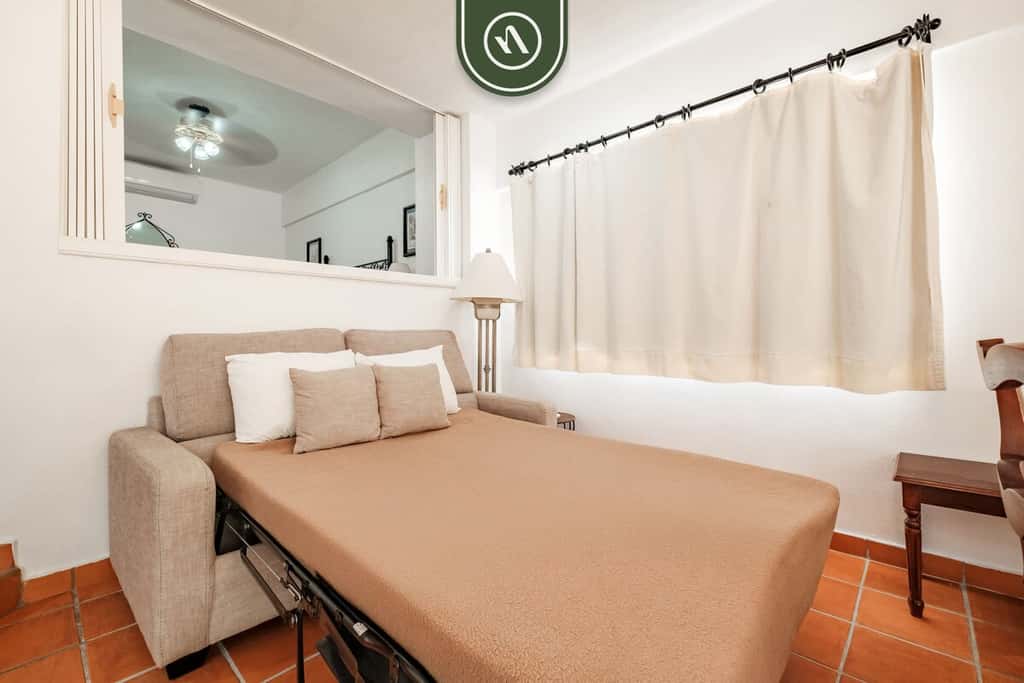 One Beach Street 306 B