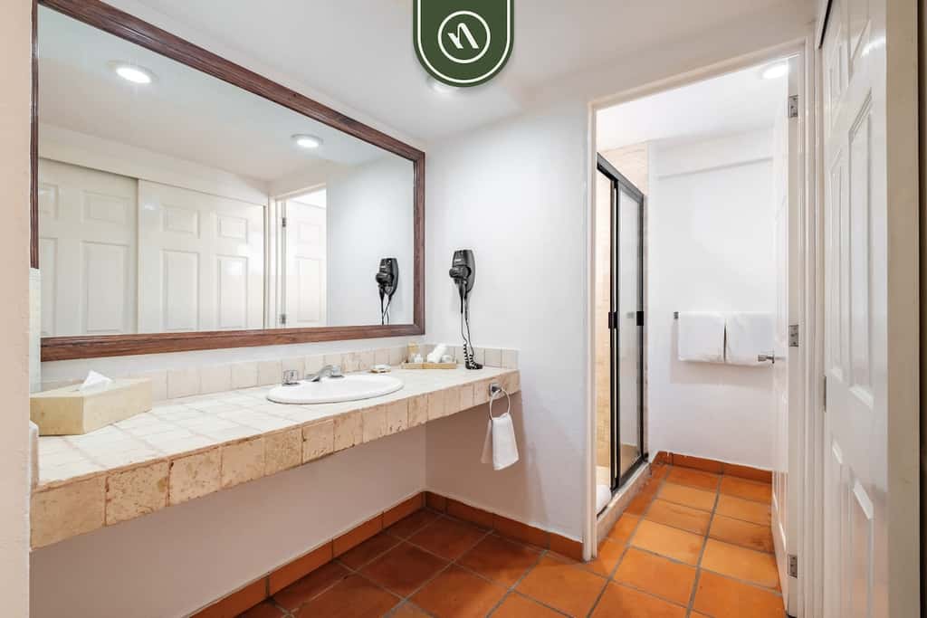 One Beach Street 306 B