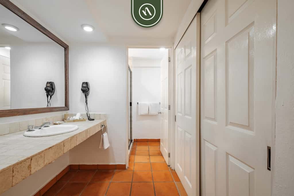 One Beach Street 306 B
