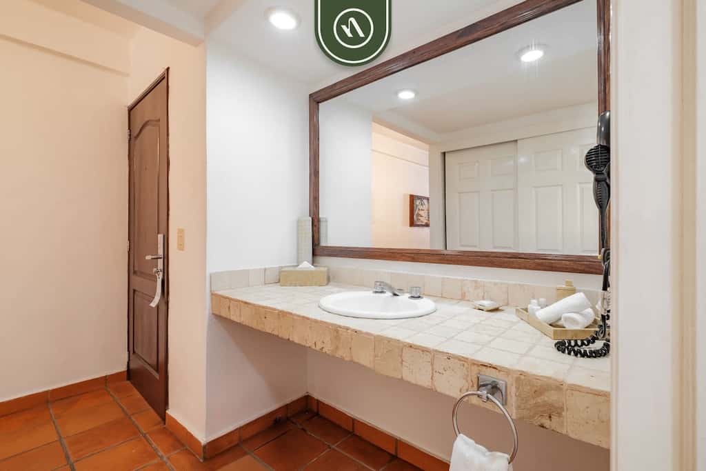 One Beach Street 306 B