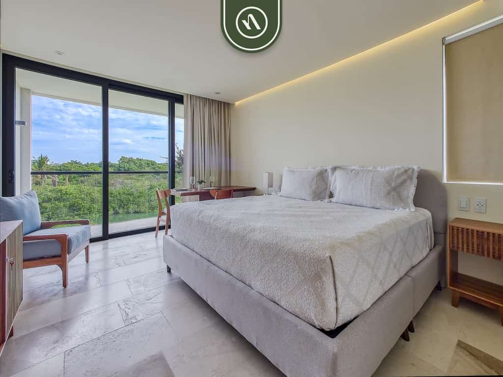 Mio Residences 206A Private Studio