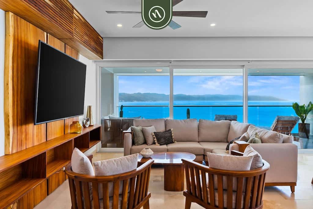 Harbor 171 North Tower  2301