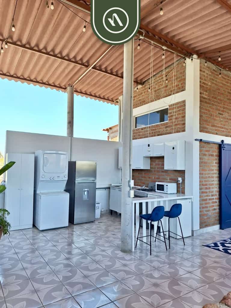 1BR Bucerías Upper Floor, AC, WiFi, Balcony