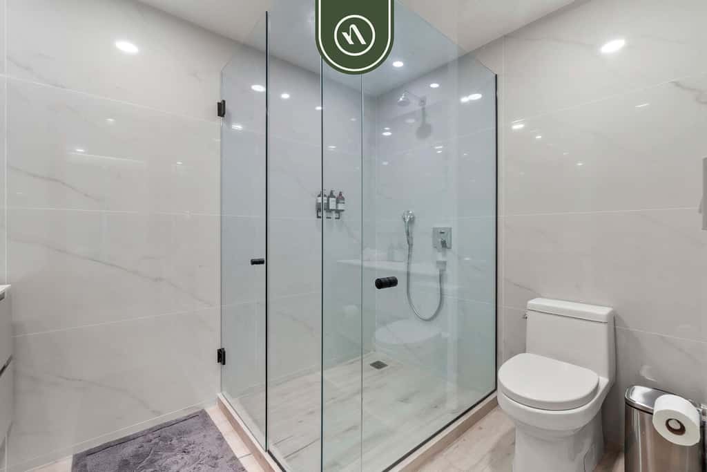 Udara 1F