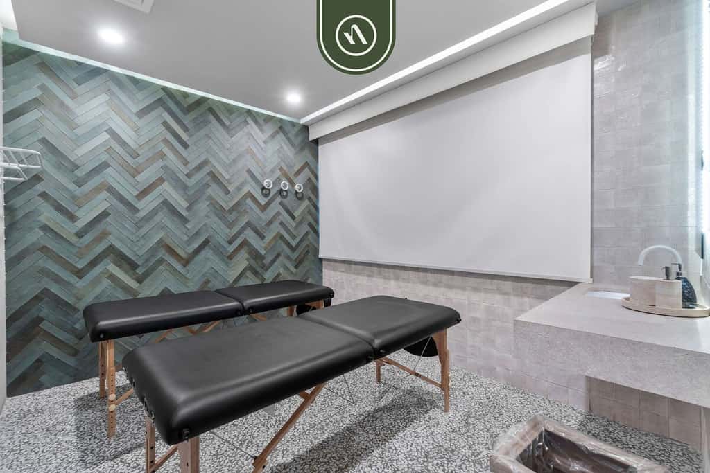 Udara 1F