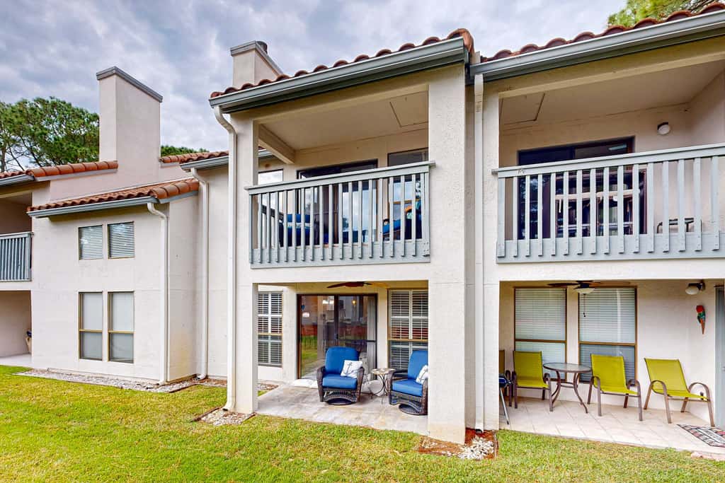 Coastal retreat 