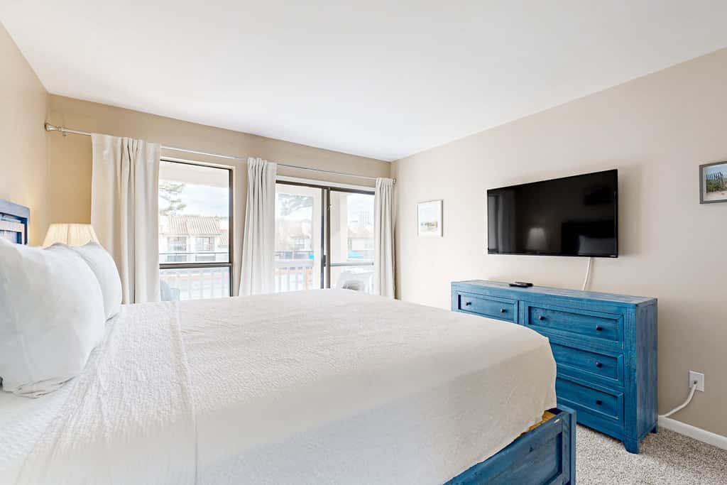 Coastal retreat 