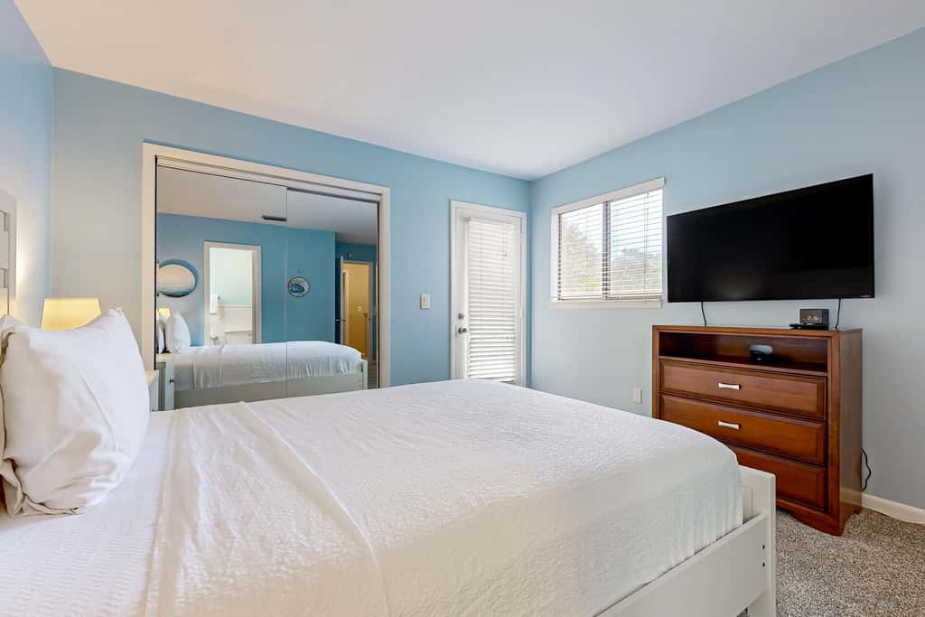 Coastal retreat 