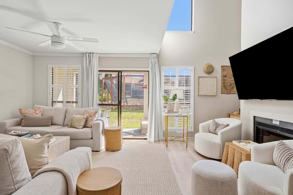 Coastal retreat 