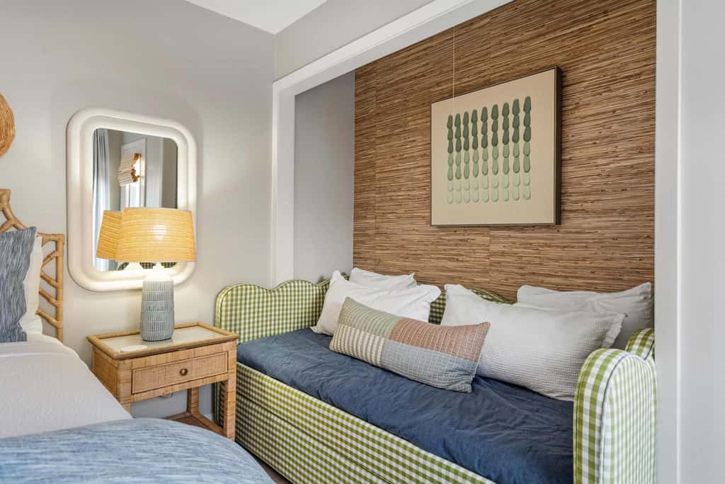 Coastal retreat 