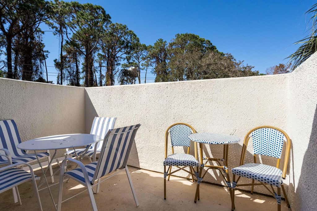 Coastal retreat 