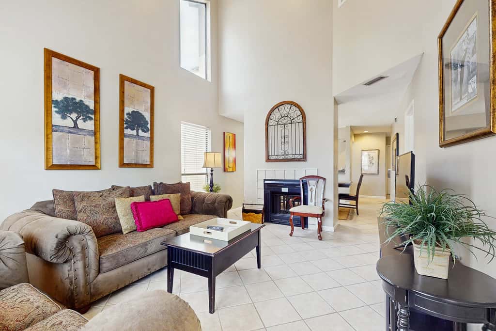 Exclusive Beach Access, Pool & Tennis Courts