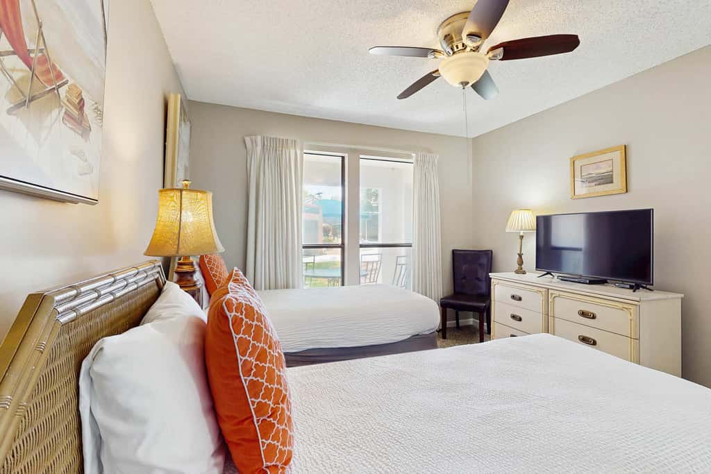 Exclusive Beach Access, Pool & Tennis Courts