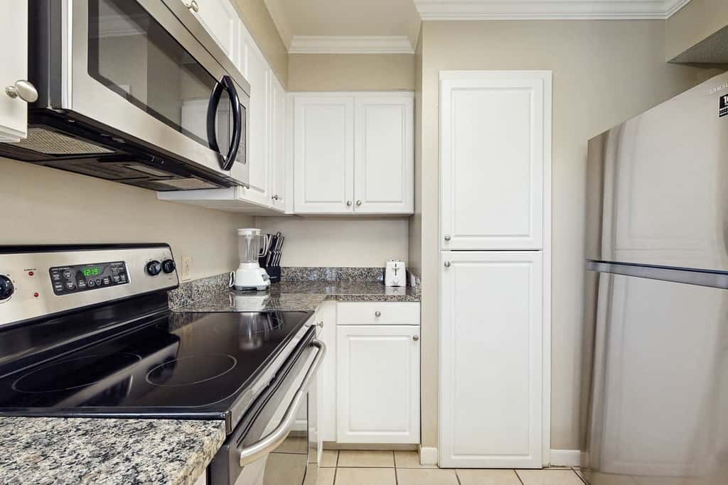Exclusive Beach Access, Pool & Tennis Courts