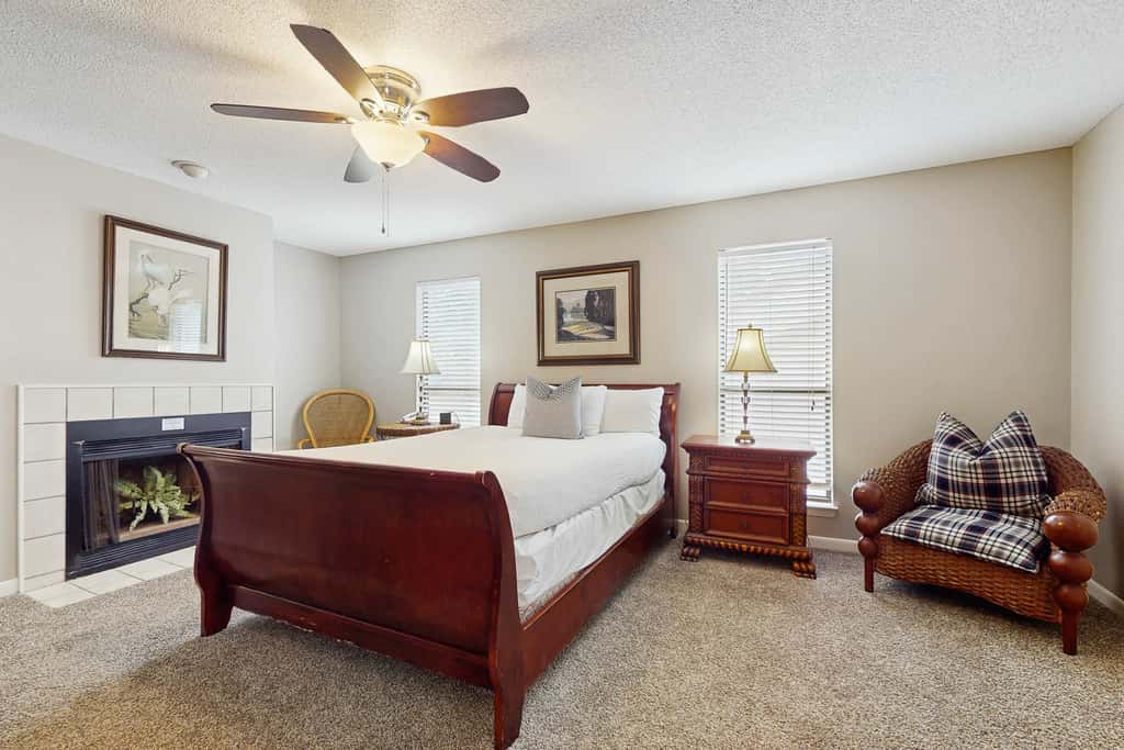 Exclusive Beach Access, Pool & Tennis Courts