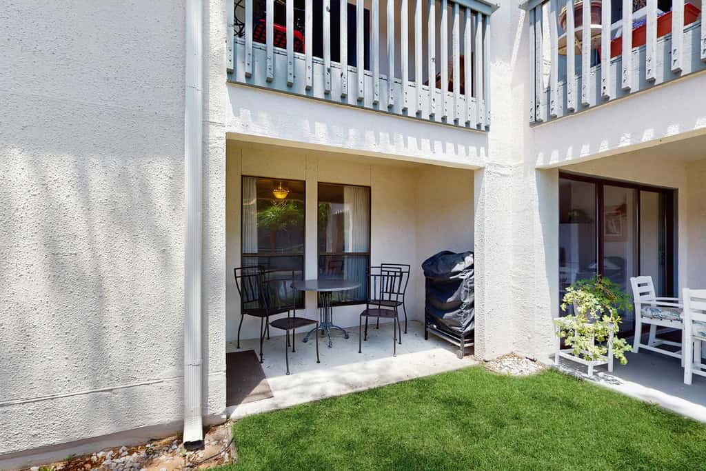 Exclusive Beach Access, Pool & Tennis Courts