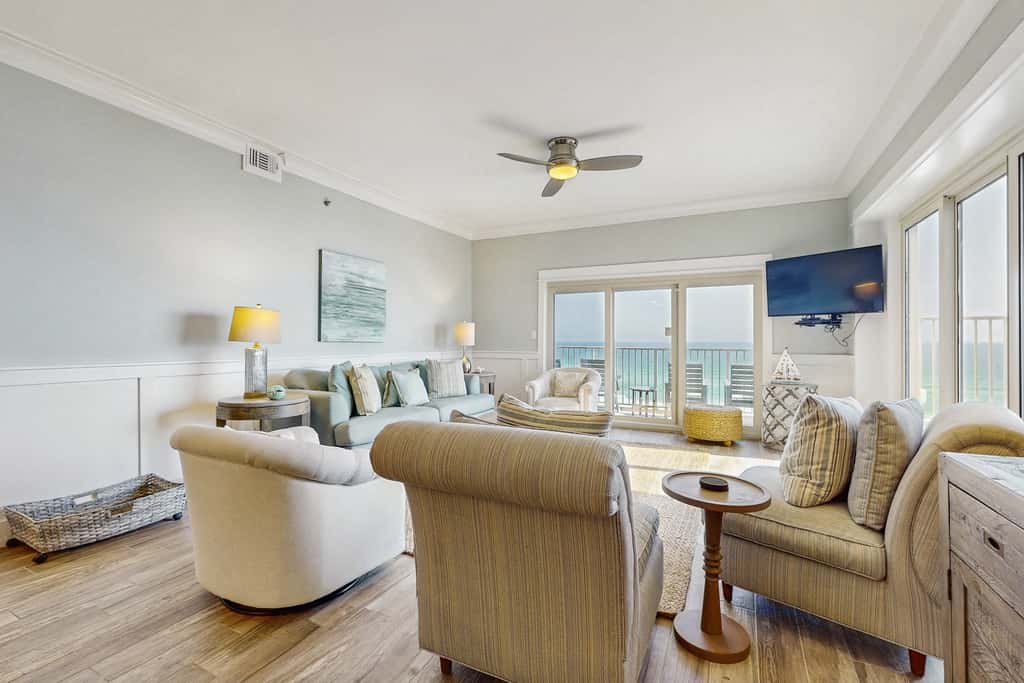 Beachfront Gulf Views | Pool Access