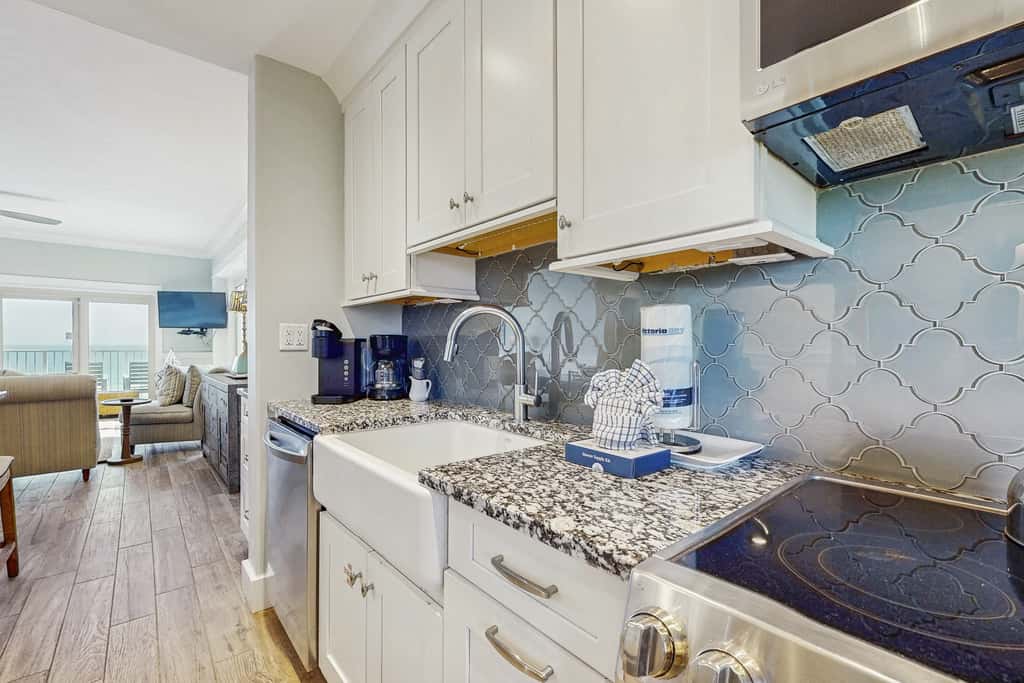 Beachfront Gulf Views | Pool Access