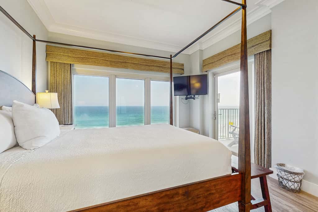 Beachfront Gulf Views | Pool Access