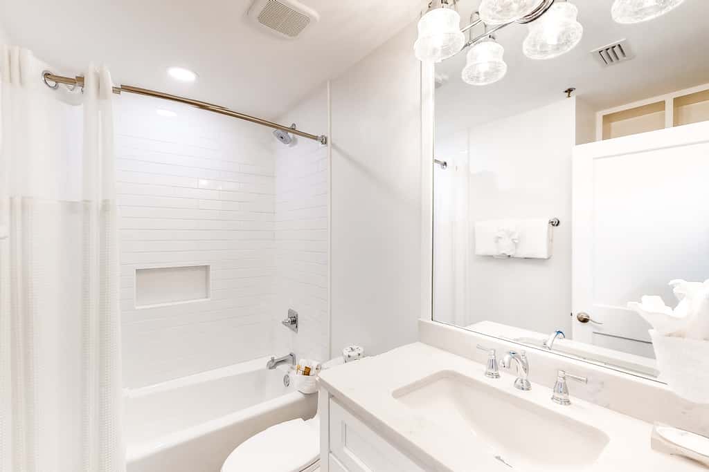 Oceanfront Condo: Pool, Hot Tub, Resort Perks