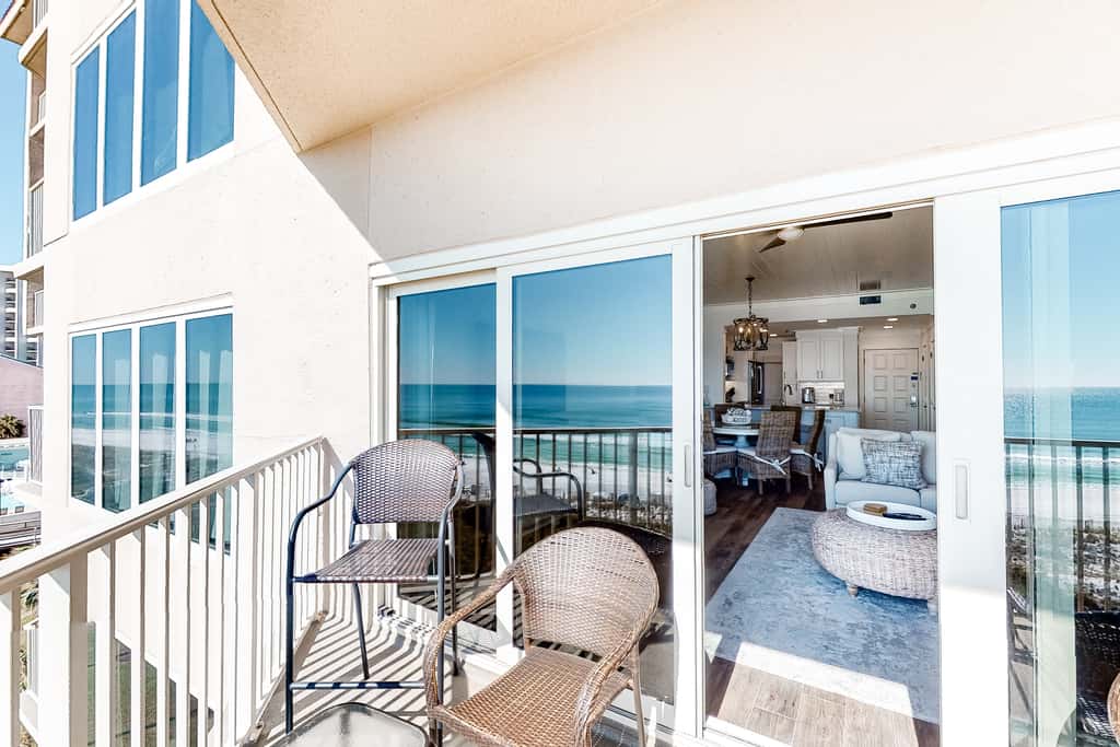 Oceanfront Condo: Pool, Hot Tub, Resort Perks