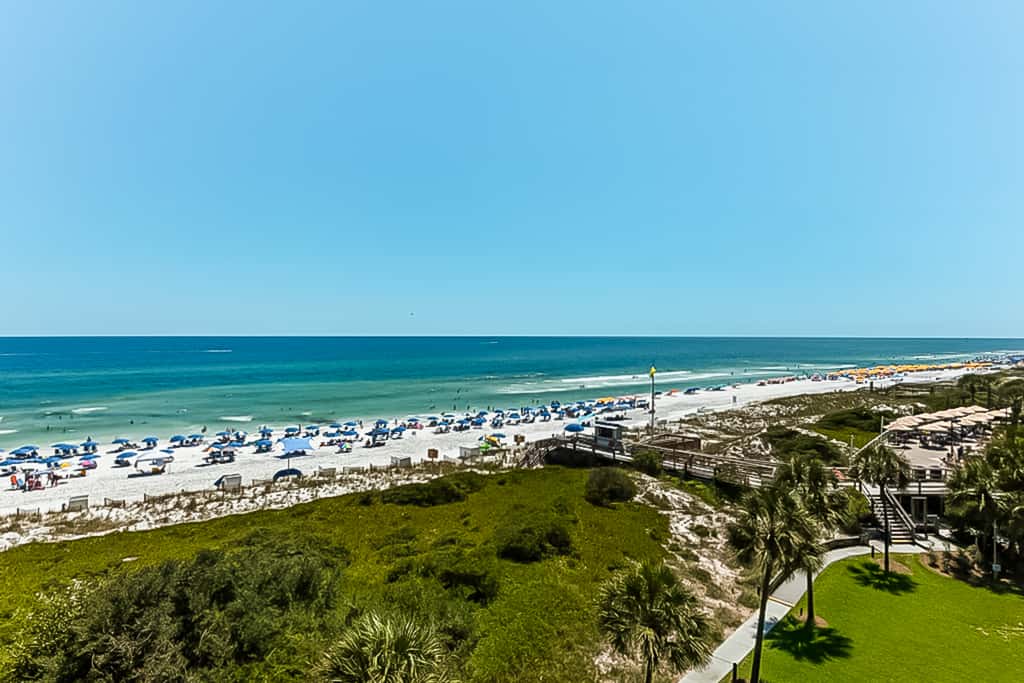 Oceanfront Condo: Pool, Hot Tub, Resort Perks