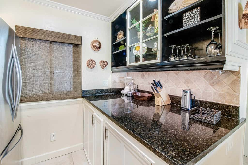 2BR Gulf-front condo w/ private balconies