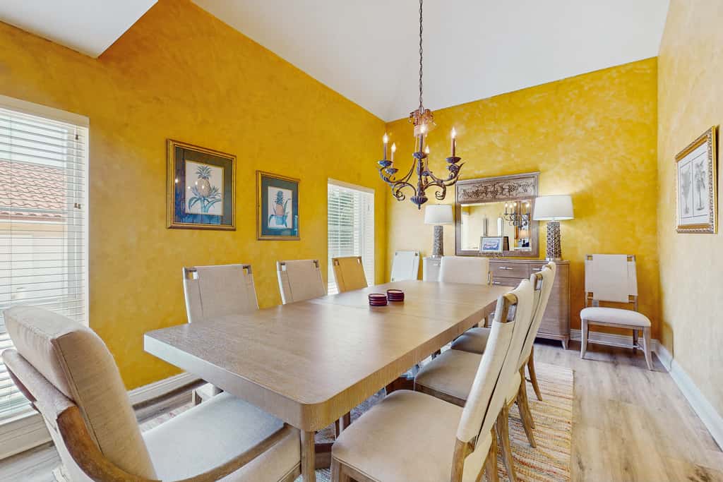 3BR villa, heated pool & beach access