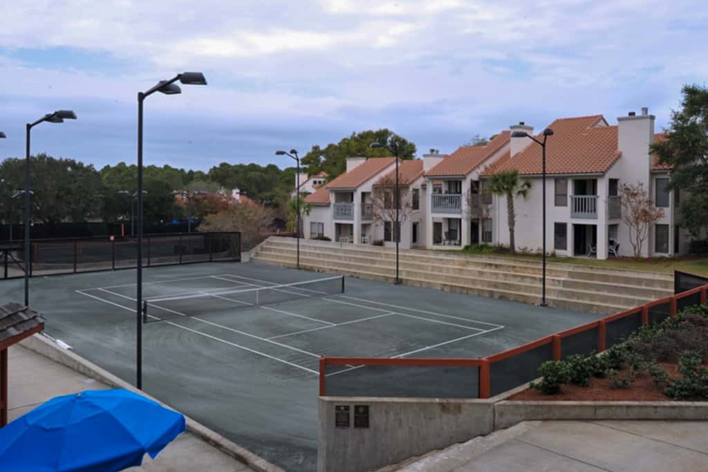 3BR villa, heated pool & beach access
