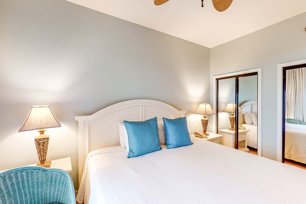 Beachfront condo with 2 private balconies