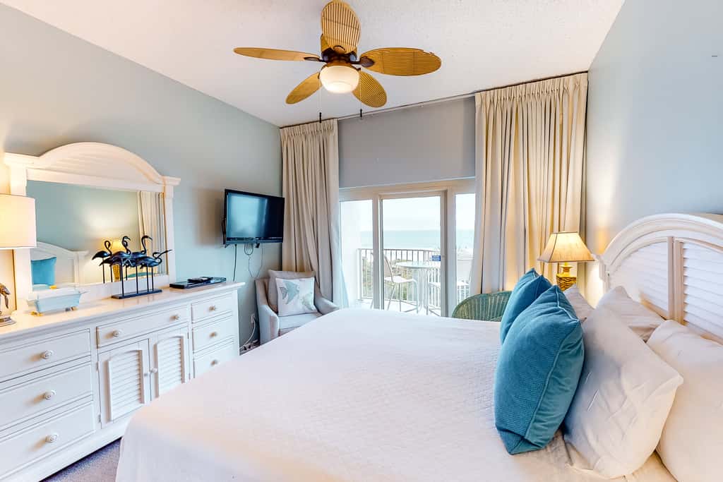 Beachfront condo with 2 private balconies