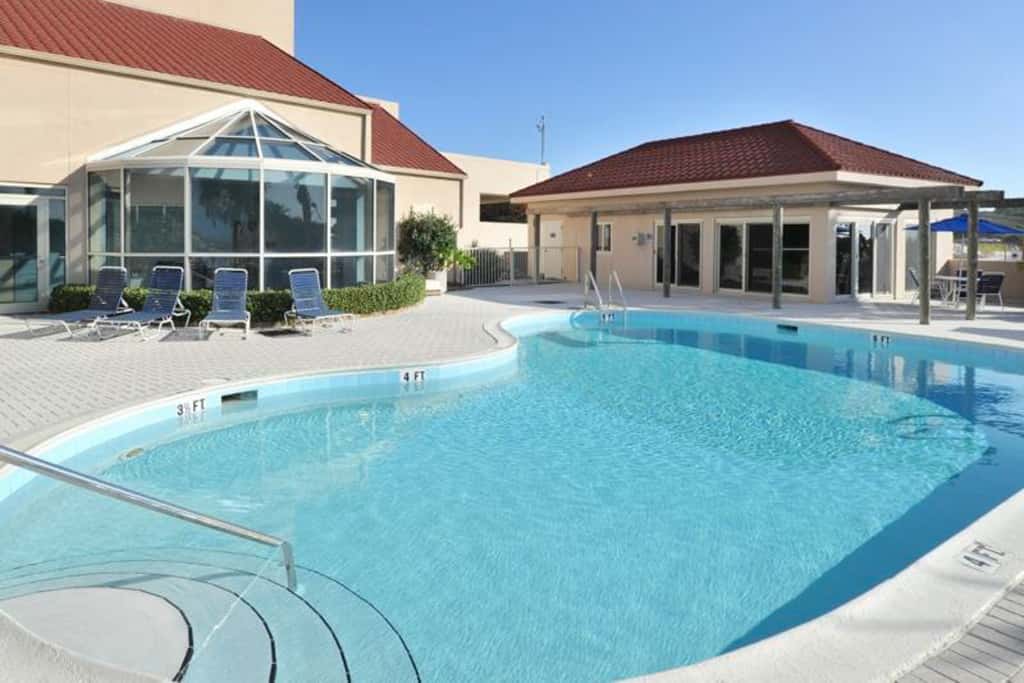 Beachfront condo with 2 private balconies