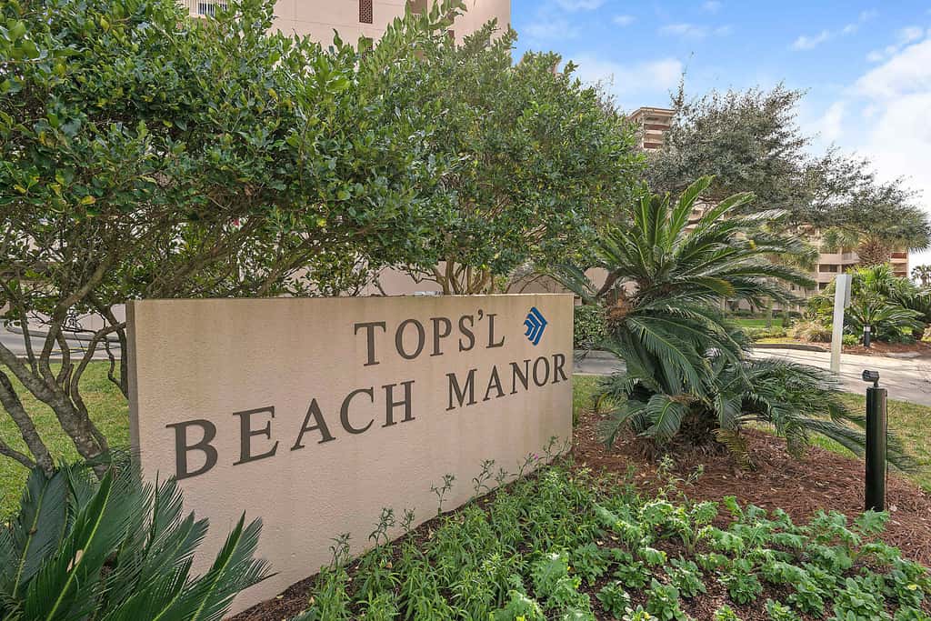 Beachfront condo with 2 private balconies