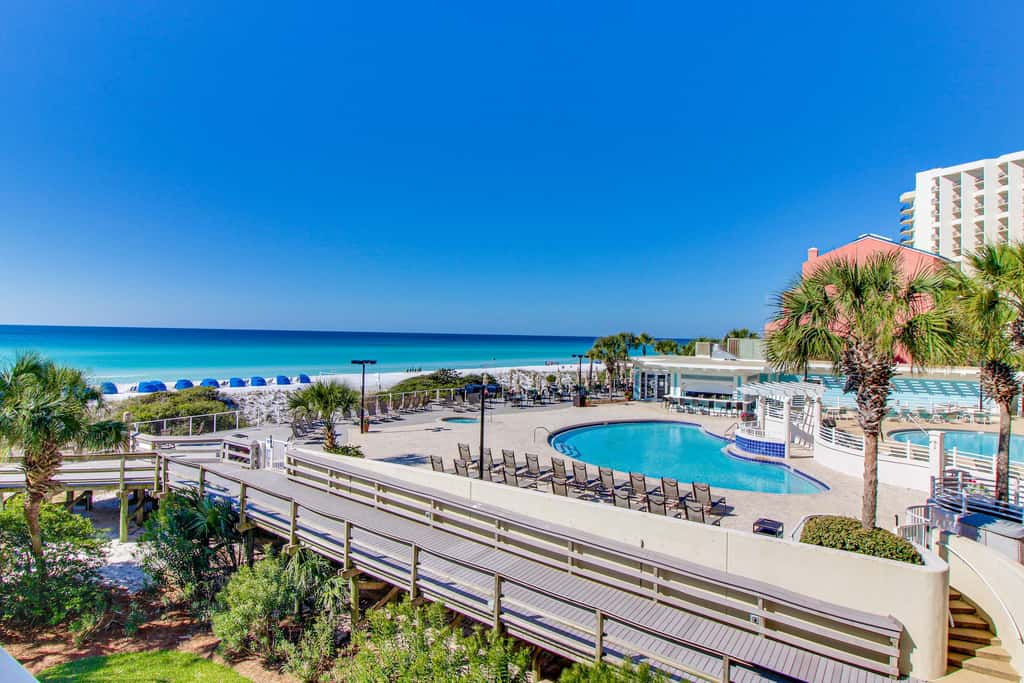 Beachfront condo with 2 private balconies