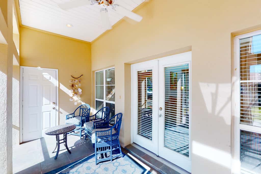 Exclusive 3BR retreat, steps to beach, pools