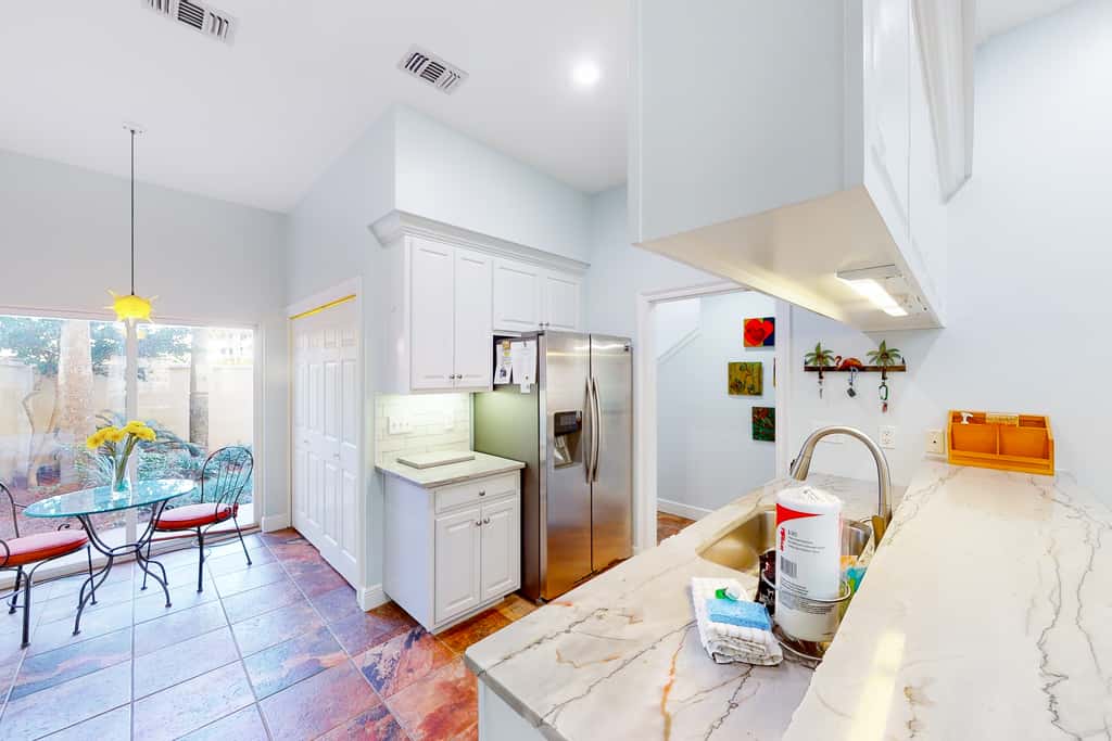 Exclusive 3BR retreat, steps to beach, pools