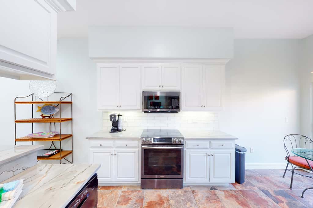 Exclusive 3BR retreat, steps to beach, pools