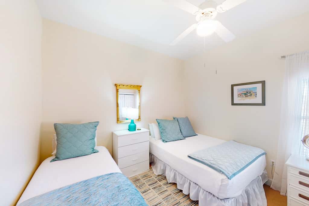 Exclusive 3BR retreat, steps to beach, pools