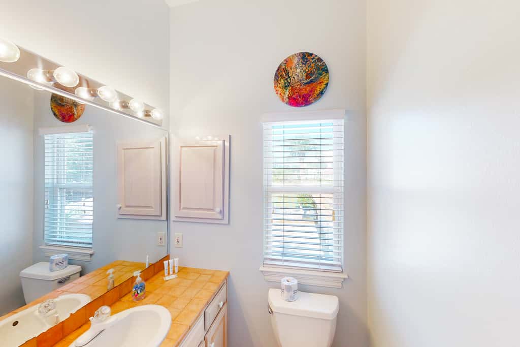 Exclusive 3BR retreat, steps to beach, pools