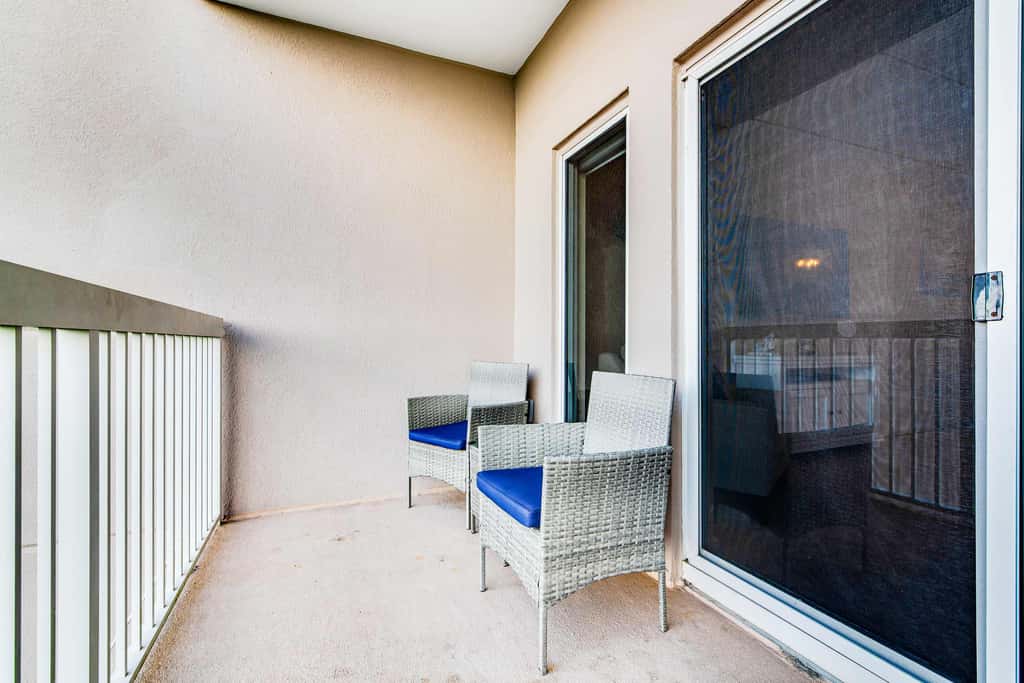 Exclusive Gulf-view condo with balcony