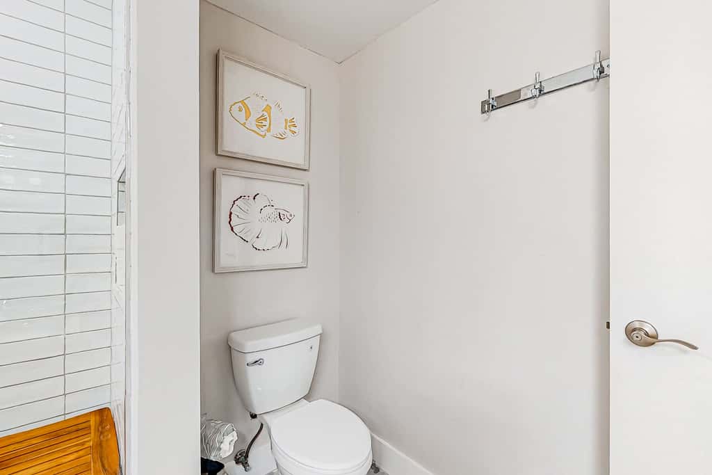 Exclusive 2BR: ocean views, pool, hot tub