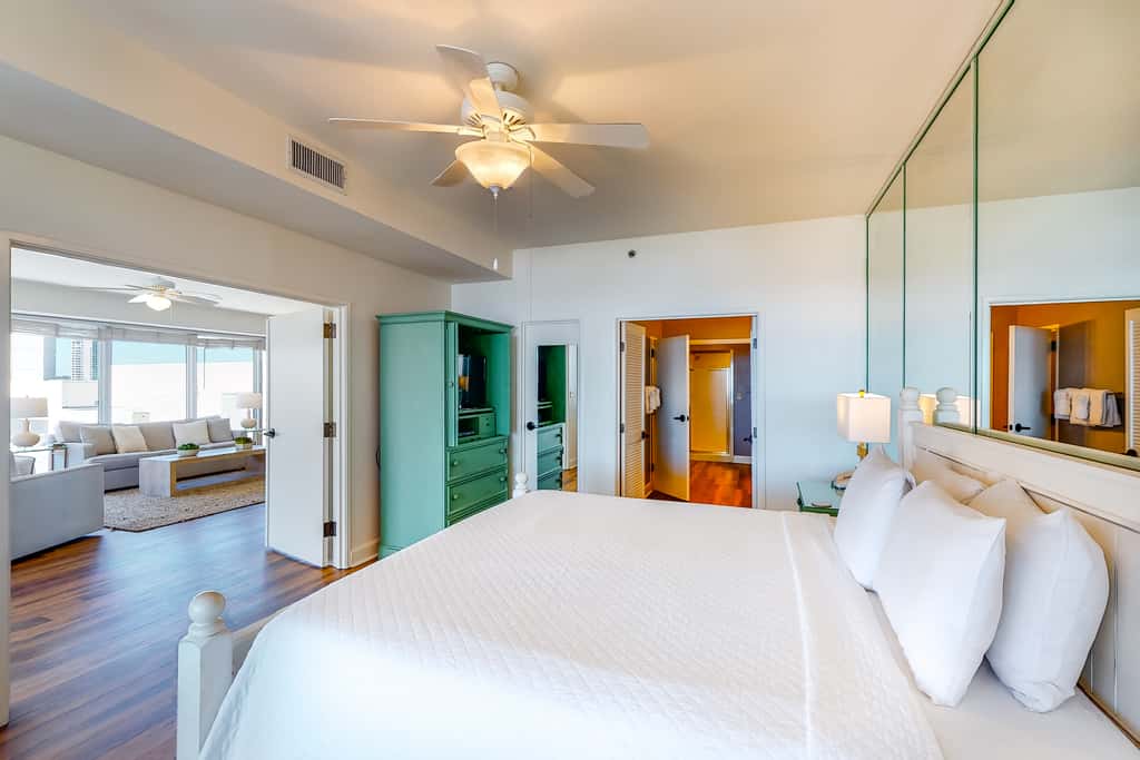 Exclusive 3BR beachfront with Gulf views