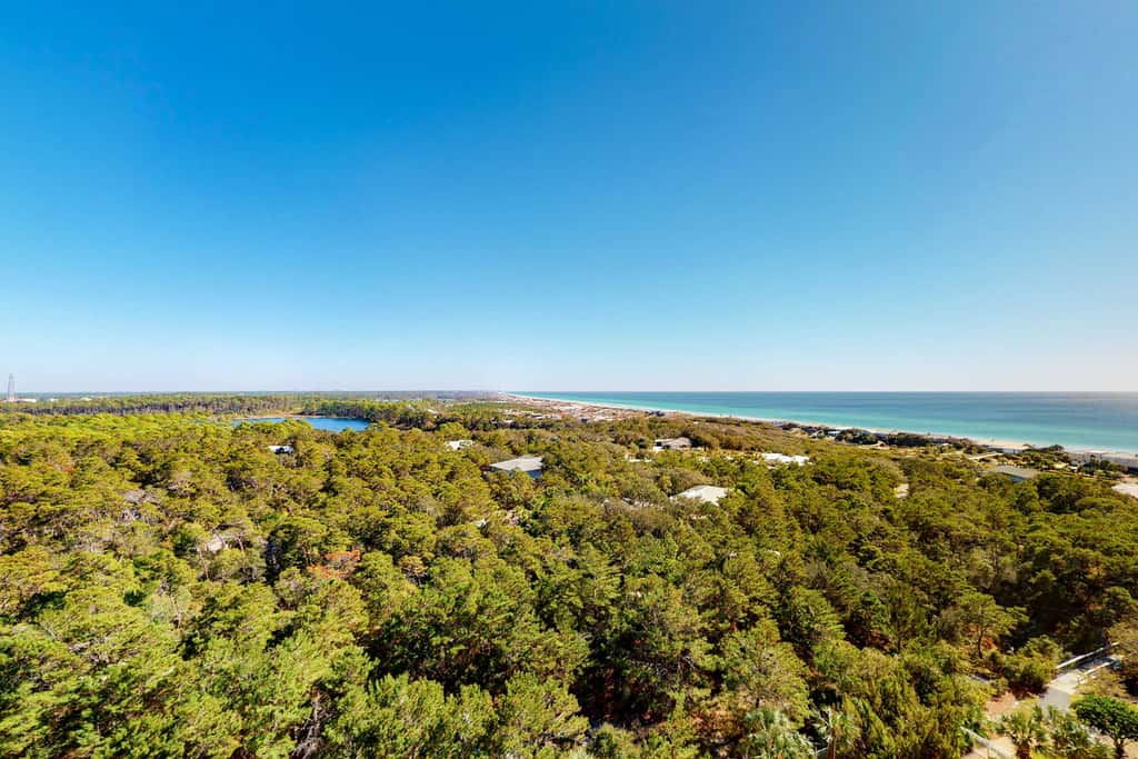 Exclusive Gulf-view penthouse, sleeps 6
